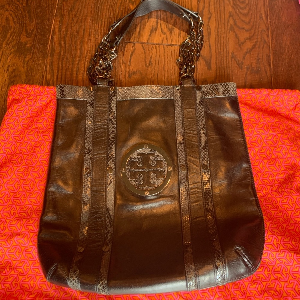 Tory Burch chain bag